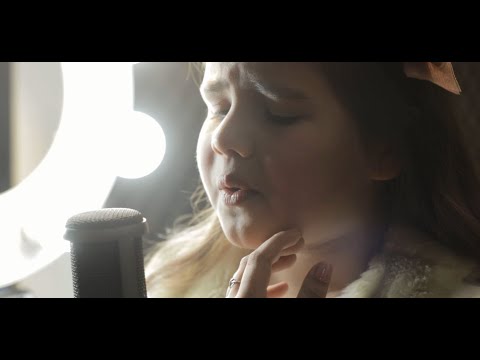 ESSA MENINA TEM UMA VOZ MUITO LINDA!!! Andressa Vyctória e Helia Freitas Não pare - (cover)