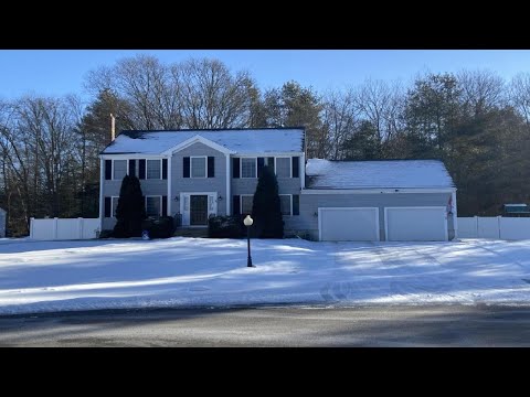 140 Mustang Drive, Taunton, Ma Presented by The Gouveia Team.