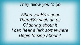 Rod Stewart - Everytime We Say Goodbye Lyrics