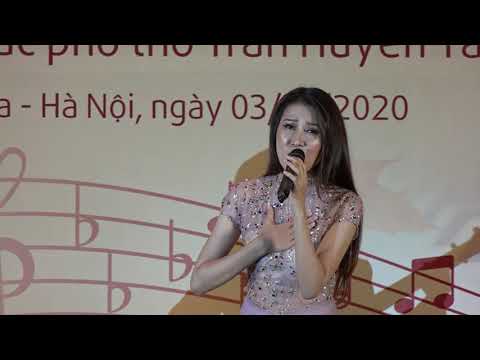 Thể hiện bởi Quỳnh Anh