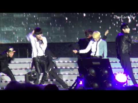 131006 SHINee - Symptom @GangNam HanRyu Festival