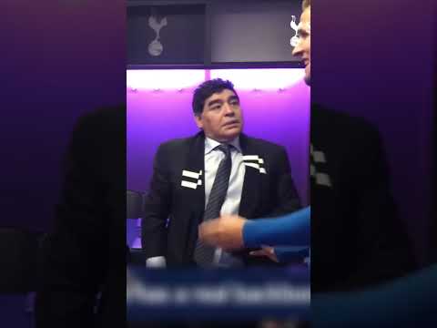 ¡EL DÍA QUE MARADONA LE 'ENSEÑÓ' A DEFINIR A HARRY KANE, ACTUAL BALÓN DE ORO! | #SHORTS