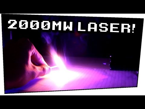 Laser verbrennt Kunststoff! (2000mW Laser) - Techtastisch #08