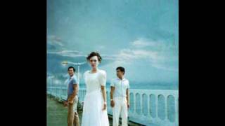 陳潔儀 Kit Chan - 請你告訴他 (December Rains)