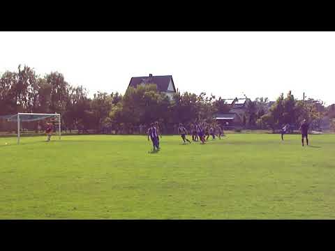 Bramka Michała Gałki z rzutu wolnego w meczu Ruch Izbica - Orzeł Srebrzyszcze