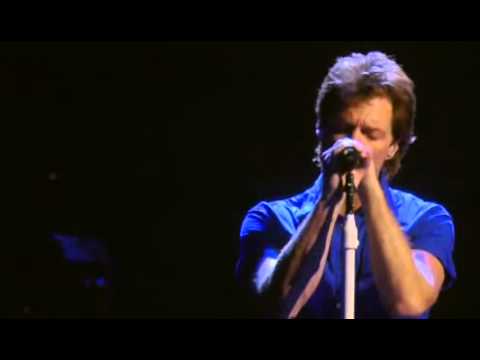 download lagu mp3 mp4 Jon Bon Jovi Hallelujah Live, download lagu Jon Bon Jovi Hallelujah Live gratis, unduh video klip Jon Bon Jovi Hallelujah Live