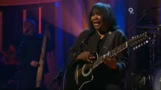 Joan Armatrading   Love And Affection Live Jools Holland 2007 with lyrics