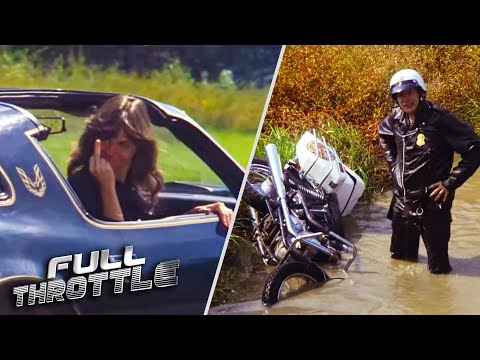 Flipping off The Cops | Smokey and The Bandit (1977) | Full Throttle