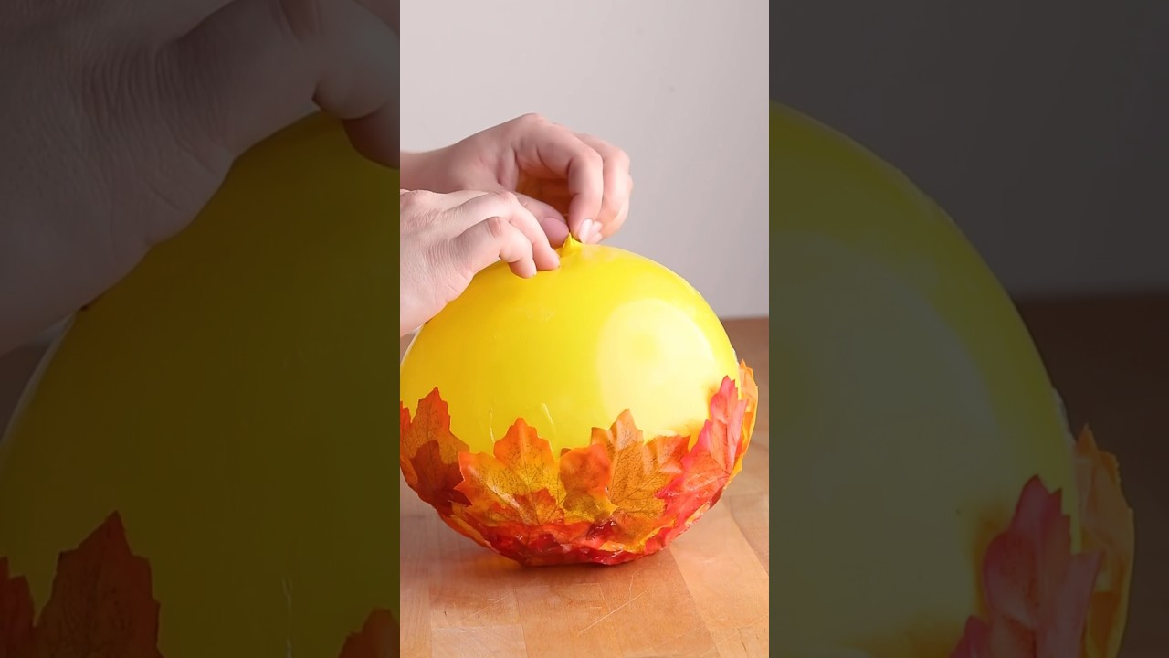 DIY Fall Leaf Bowl 🍁🍂 full tutorial 👇🏼 #fallcrafts #falldiy #fallleaves