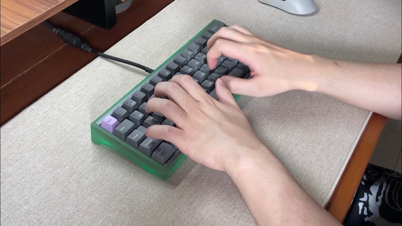 TYP60SL Typing Sounds — Gateron Snow Rabbit
