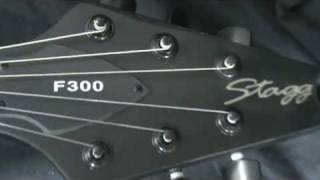 Video thumbnail for Rexsom - Stagg Flying V F300 by Rexsom