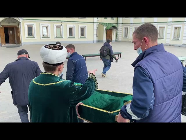 В Казани прощаются с Фандасом Сафиуллиным