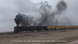 preview picture of video 'UP 844 - Valley Eagle Heritage Tour - Departing Lodgepole'