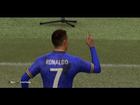 Ronaldo‘s Amazing chip Goal #FIFA21