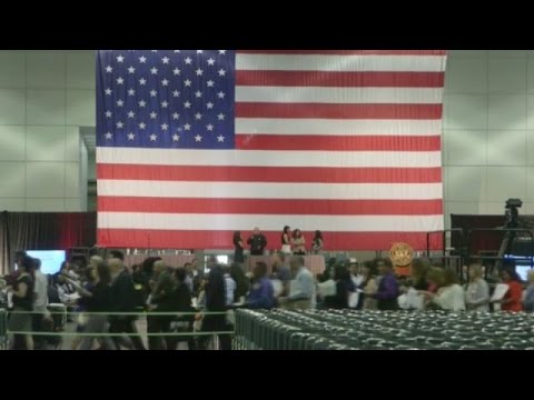 EUA recebem recorde de pedidos de cidadania em começo da era Trump