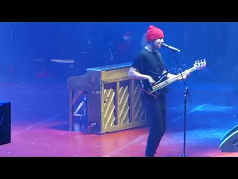 twenty one pilots - Cover Medley + Ride LIVE (Moline, IL 1/29/2017)