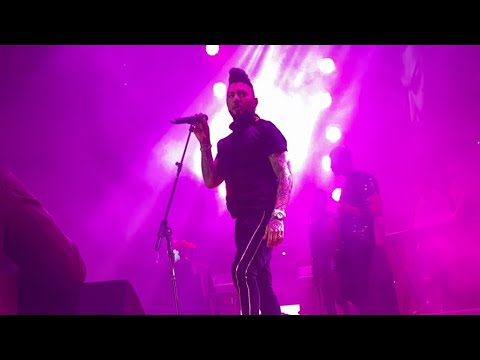 CHACAL EN VIVO JUNTO A ADRIANODJ