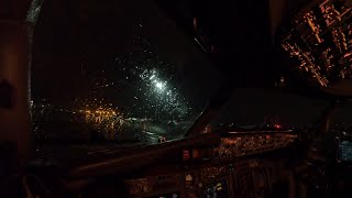 Full Flight With Boeing 737  In Severe Weather Conditions | Cockpit View