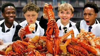 British Highschoolers try Seafood Boil for the first time!