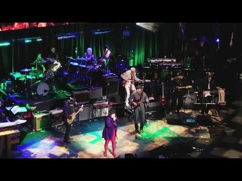 Love Rocks 2018 ft Anne Wilson - Immigrant Song - Beacon Theater - 3.15.18