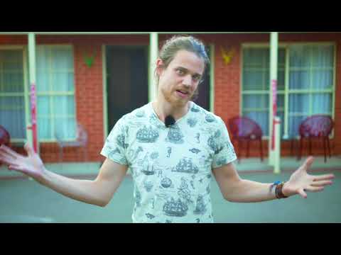 Yackandandah Motor Inn Review in English by Tom from Grasshopper Travel