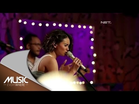 Ayushita - Sehabis Hujan ( Exclusive Song ) (Live at Music Everywhere) *