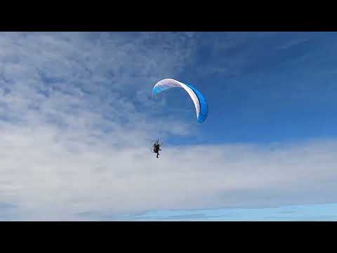 Maciel voando uma F3 da Apco