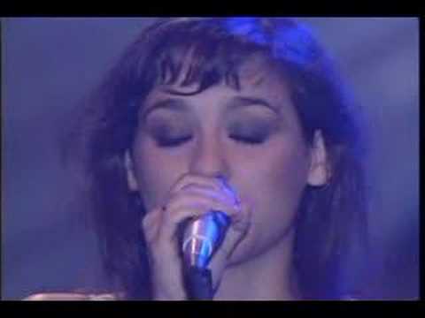 Daniela Herrero - Dont know why