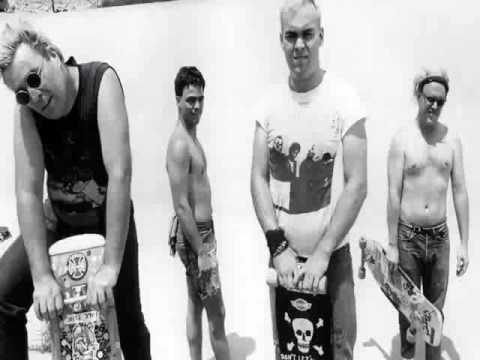 A brief history of skateboarding in 2 minutes