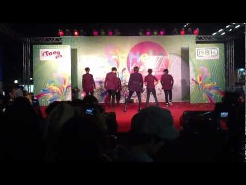120428 DOMINO cover BOYFRIEND & Pink Panther cover A-Pink @ Final Hello Korea 2012