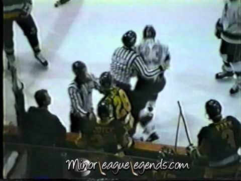 Mar 24, 1990 Dan Frawley vs Mike Eagles Muskegon Lumberjacks vs Indianapolis Ice IHL