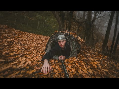 Camouflaged with a military tent in the rain | Carinthia Observer Plus | Stealth Camping