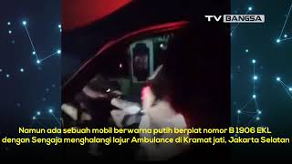 Mobil di Jakarta Timur Halangi Ambulans Saat Bawa Pasien