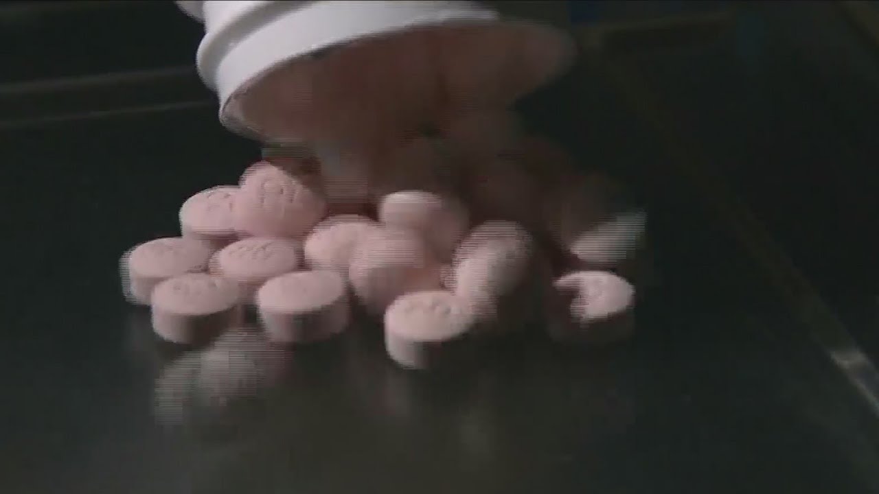 Oregon voters weigh drug decriminalization