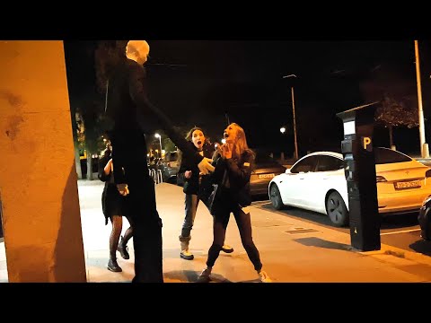 SlenderMan Prank  Terrified Them