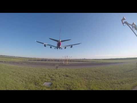 QF2 arrives in Sydney