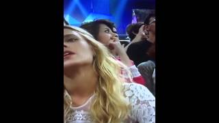 Anitta deixa ele sofrer  - Altas Horas  19-12-15