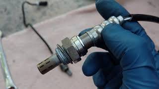 1998 - 2011 ford crown victoria --- oxygen sensor replacement