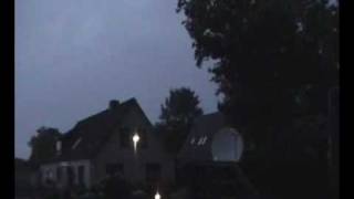 preview picture of video 'Gewitter in Heide am 19.05.2009'