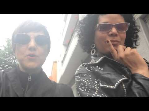 'selfie time' with aerea negrot