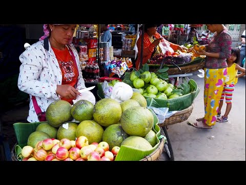 Everyday Foods And People Activities - Phnom Penh Street Food In Market