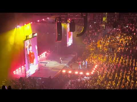 Matt Rife – Stay Golden World