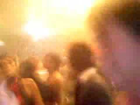 Bozzini 10-02: Wess Vall: Give me Love YEAH!! Time: 03.01