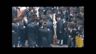 Download lagu Grand Finale   Wedding Ends At 6AM With The Belzer Rebbe Dancing Ki Lasheim mp3
