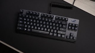 The 𝘊𝘭𝘦𝘢𝘯𝘦𝘴𝘵 Gaming Keyboard.