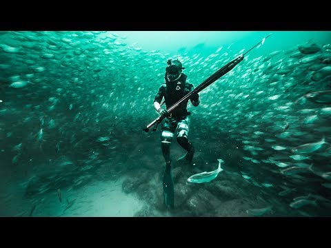 Esplorando una gigantesca palla da pesca nelle profondità dell'oceano!! (Incredibile) | Jiggin' W...