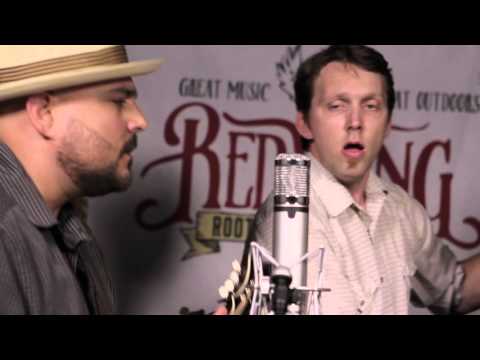 HOT CAN SESSION: Frank Solivan & Dirty Kitchen - "Cold Spell" // The Bluegrass Situation