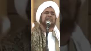 Download lagu Habib Umar bin Al Hafidz Menangis #shorts #habibumarbinhafidz #menangis mp3
