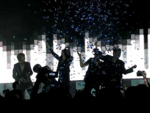 Super Junior Galaxy S Showcase - Rokuko (로꾸거)