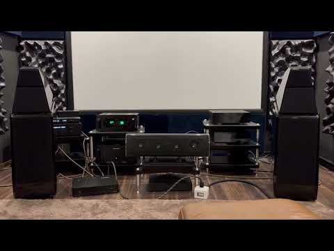 Me & Mrs Jones (short) - (Wilson Audio Sasha V, Audio Research, Schnerzinger, Rockna, Stockfisch.)